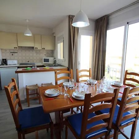 Apartment Basic Comfort Gran Reserva 0060 Empuriabrava